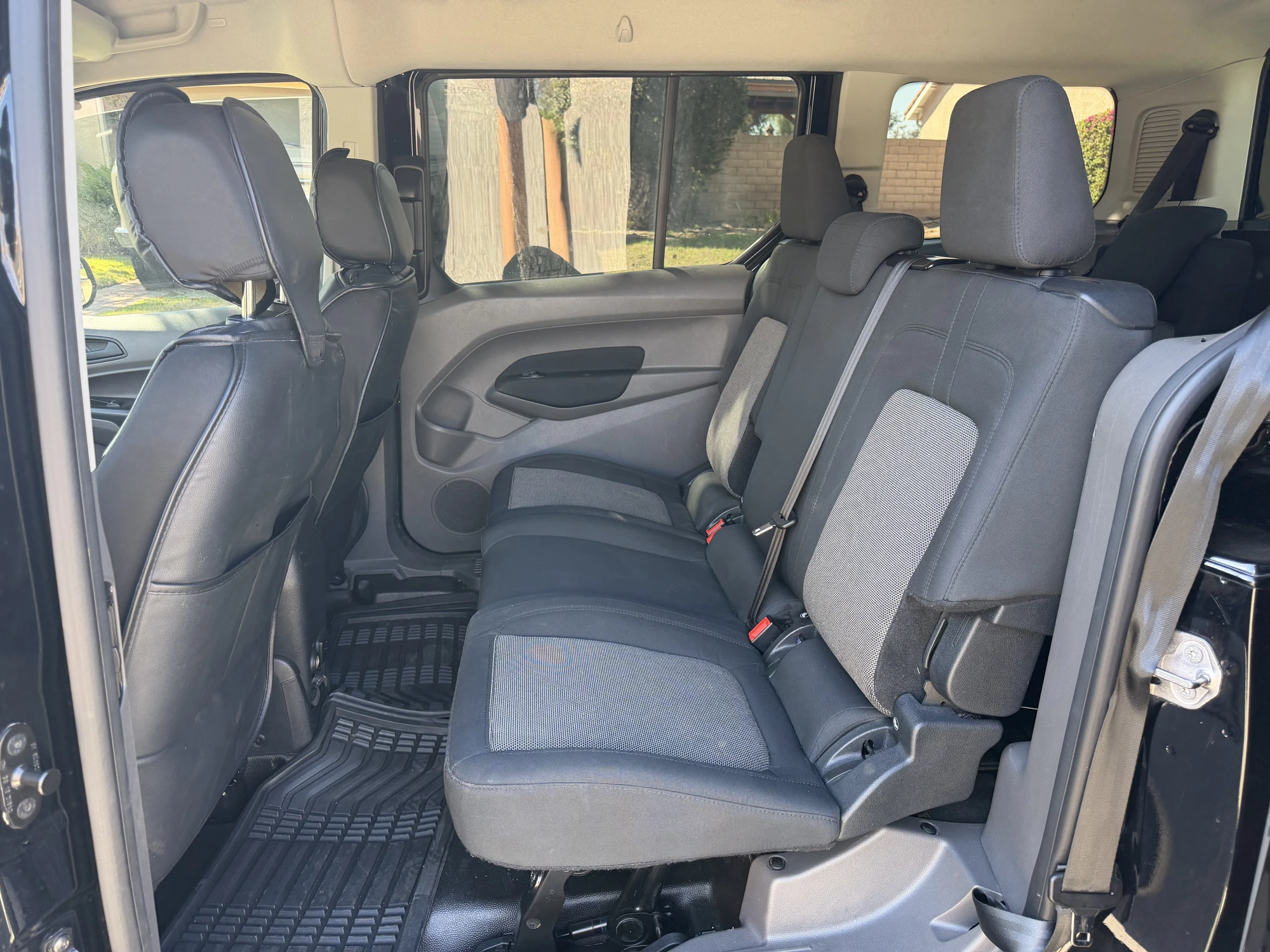 Ford Transit Connect XL LWB view 6