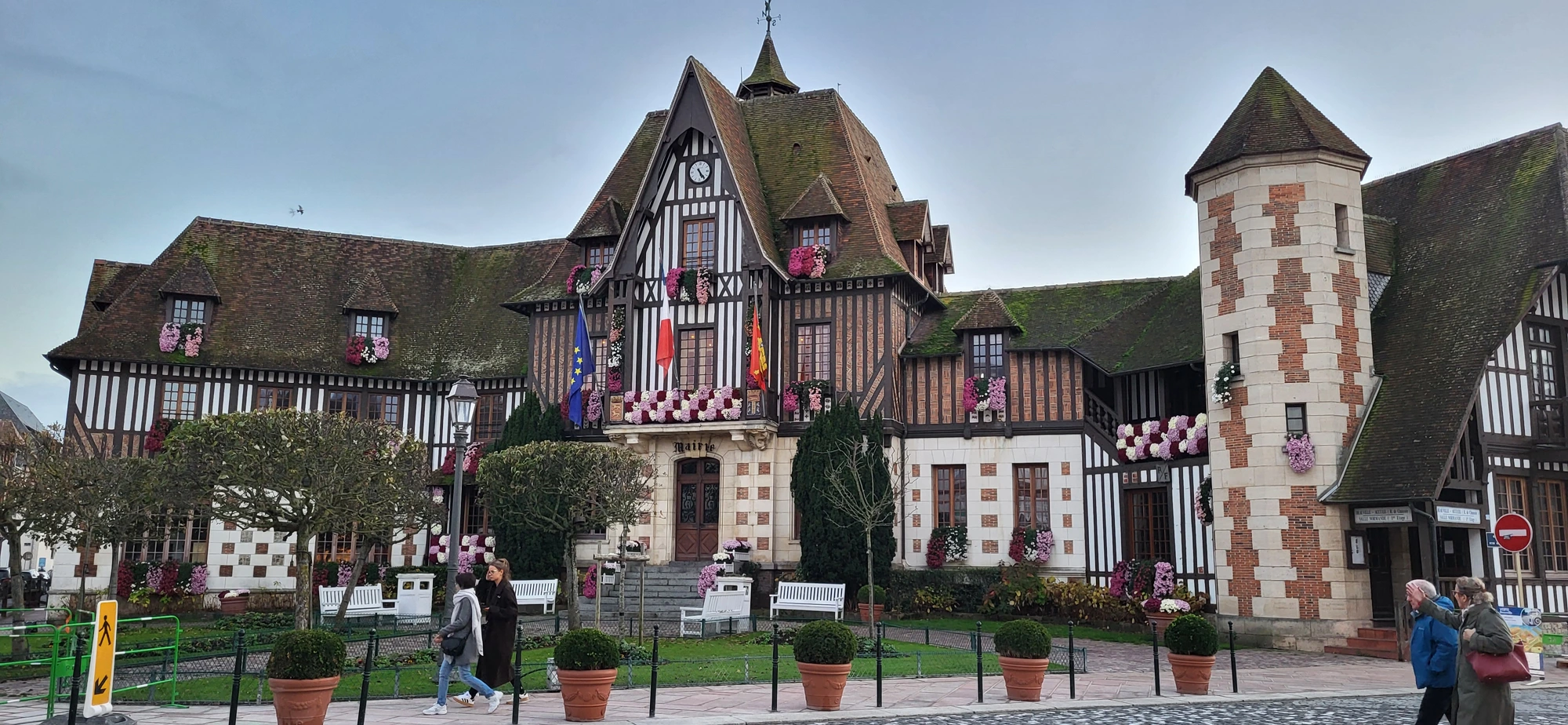 La mairie fleurie de Deauville