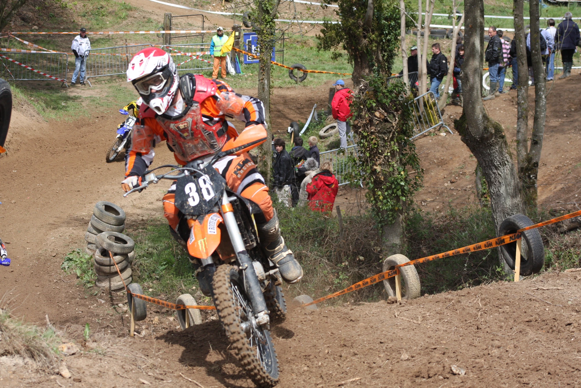 La KTM n°38 en appui